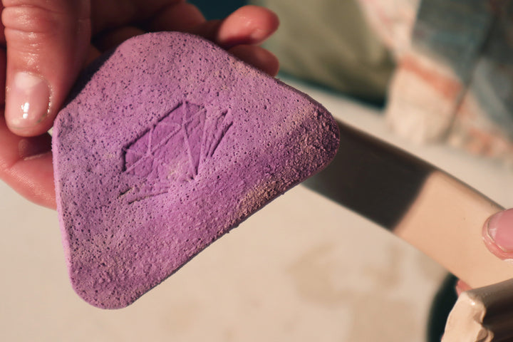Purple medium finish sponge